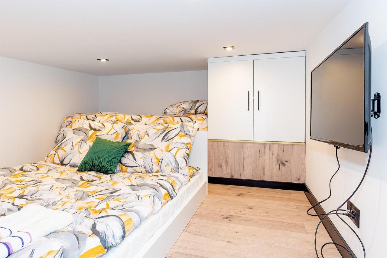 Apartament Typu Premium 200 M. Od Starowki !!! Sandomierz Exteriör bild